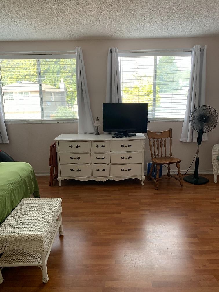 Furnished Finder property 300561_1 photo 28