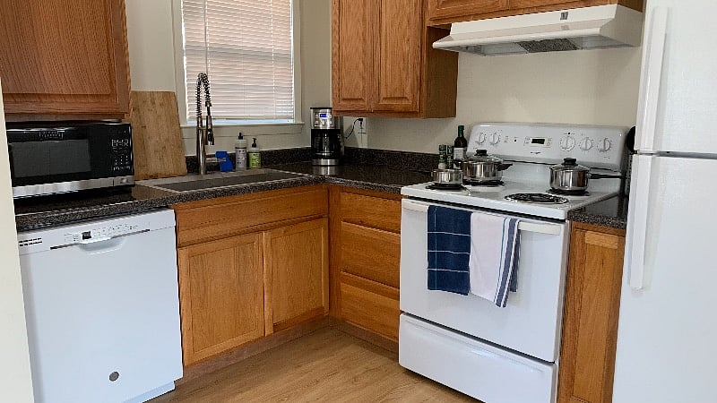 Furnished Finder property 300827_2 photo 4