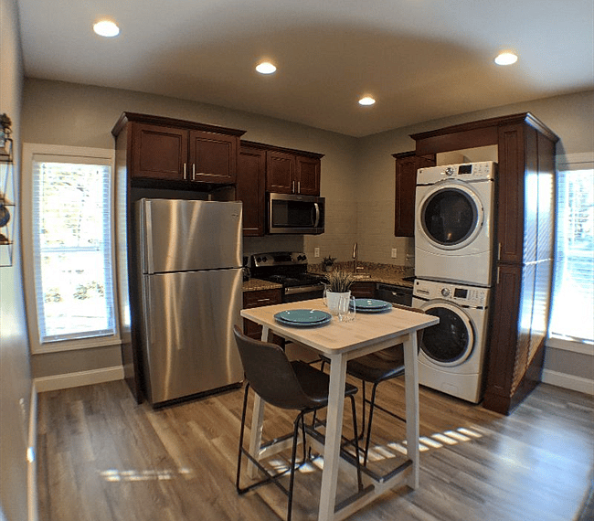 Furnished Finder property 300843_1 photo 7