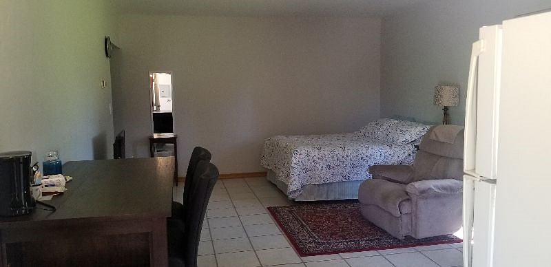 Furnished Finder property 300856_1 photo 2