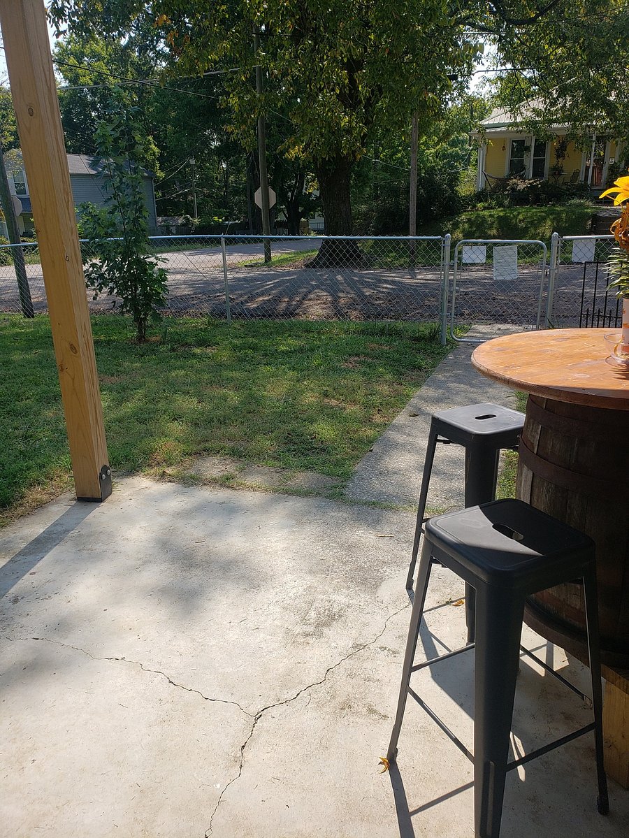 Apartment 3 private fenced yard and patio. Grill, grill tools and propane tank are provided.