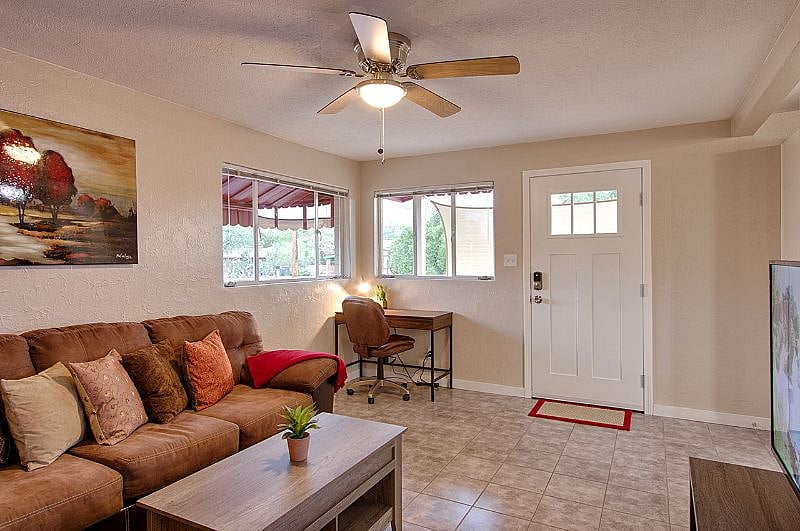 Furnished Finder property 301031_1 photo 6