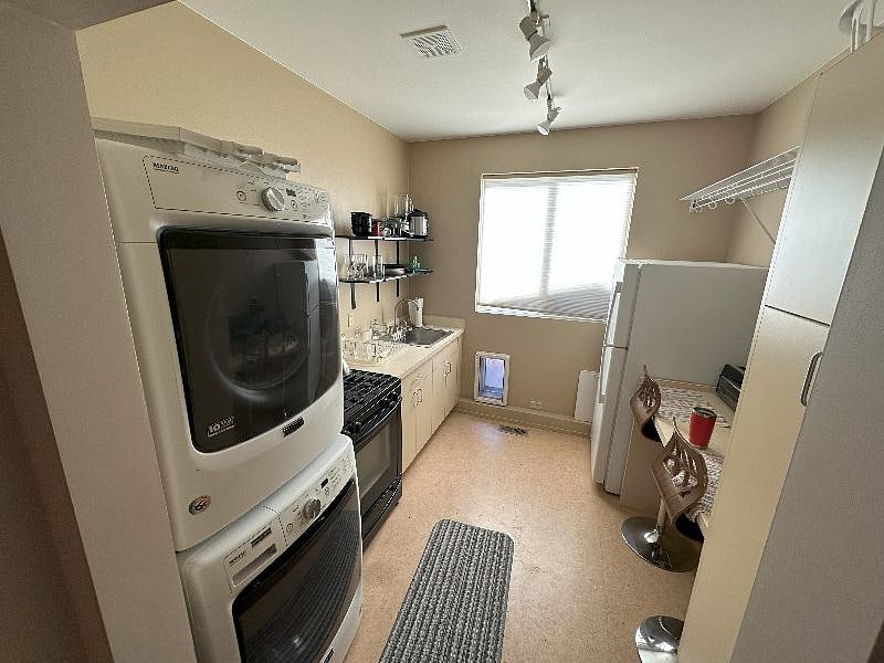 Furnished Finder property 301071_1 photo 12