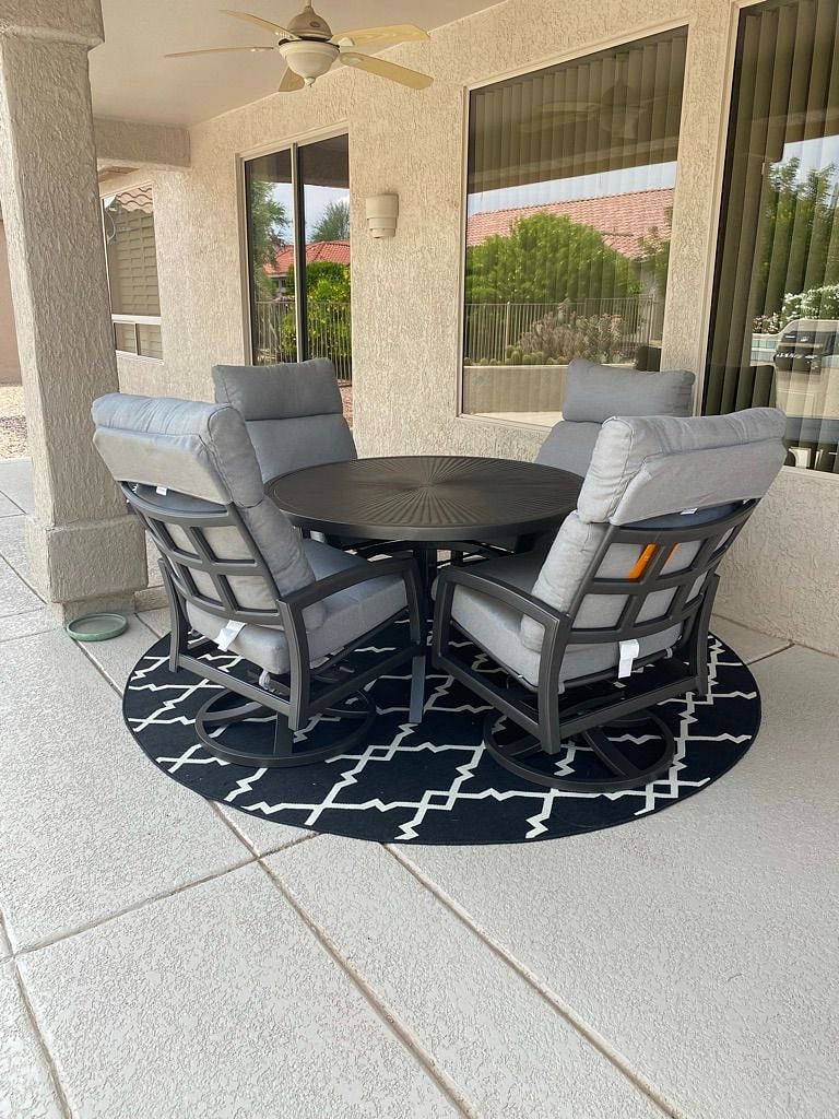 Outdoor table for 4