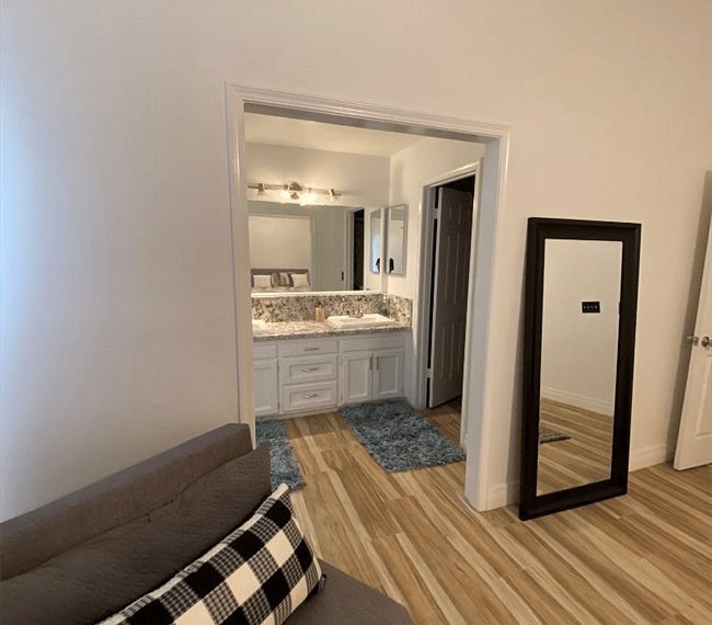 Furnished Finder property 301076_1 photo 14