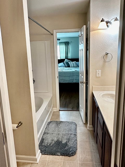 Furnished Finder property 301077_1 photo 3