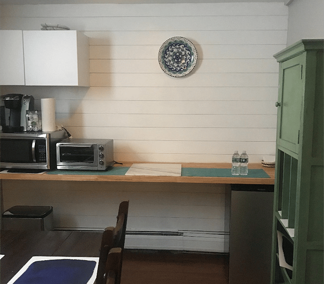 Kitchenette. There is not a stove.