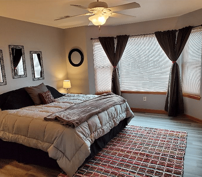 King size bed with electric blanket. Blackout curtains.
