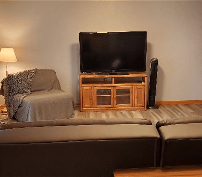 Living room. 55 inch TV. No cable. Xfinity high speed internet for streaming.