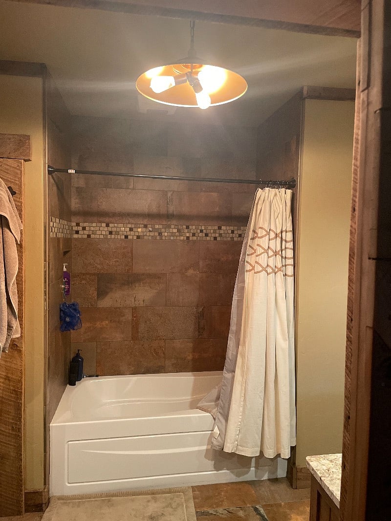 Furnished Finder property 301098_3 photo 17
