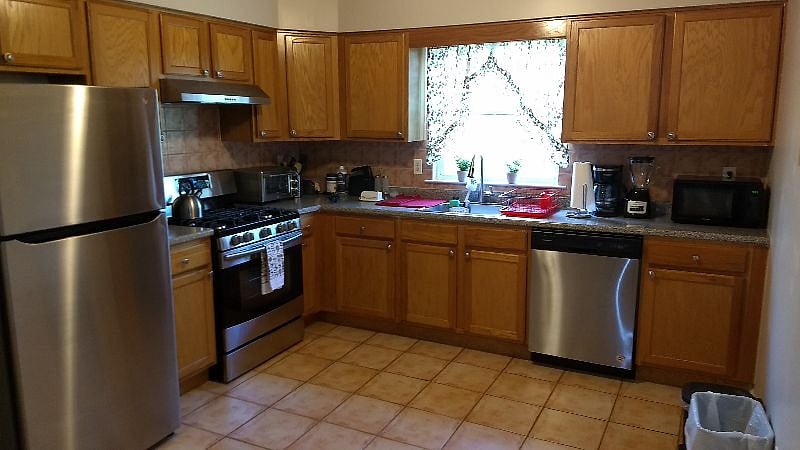 Furnished Finder property 301113_1 photo 9