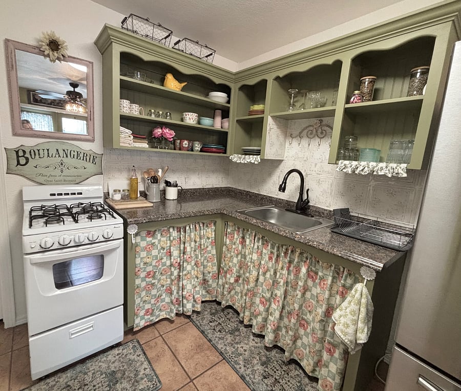 Furnished Finder property 301201_1 photo 7
