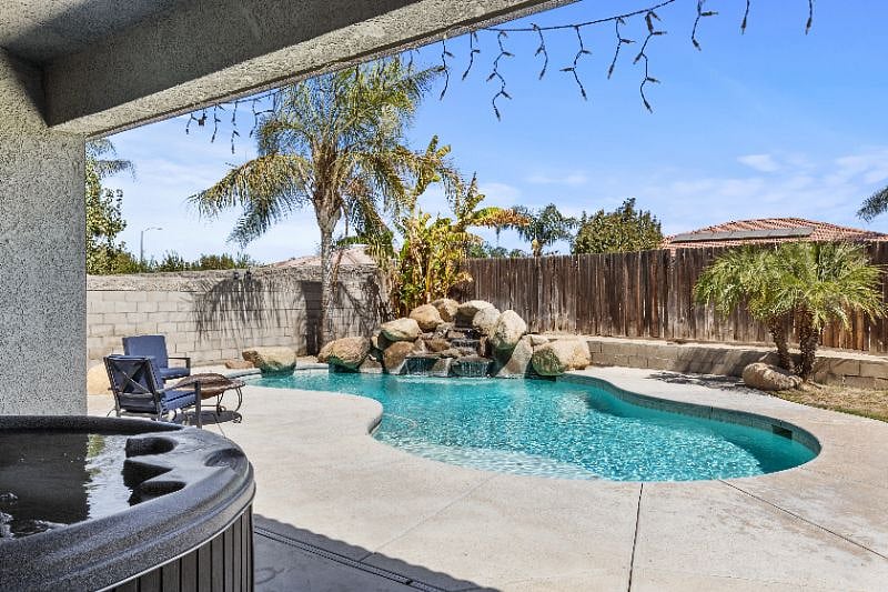 Furnished Finder property 301211_1 photo 12