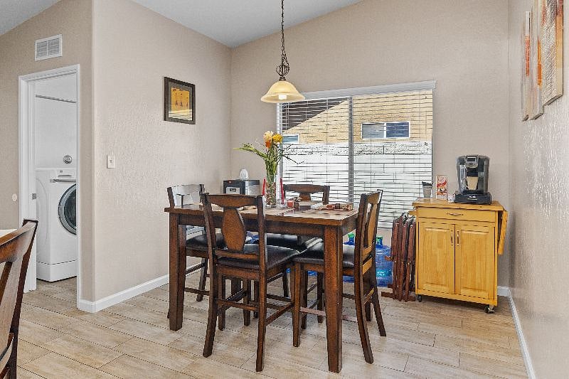 Furnished Finder property 301211_2 photo 8
