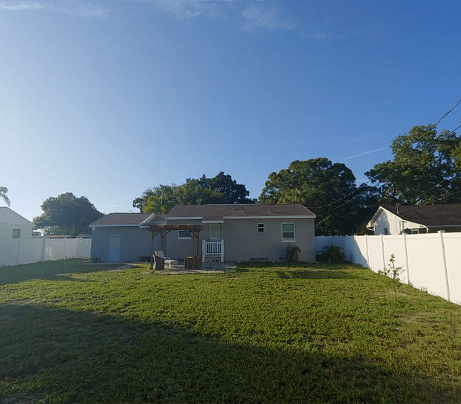 Furnished Finder property 301252_1 photo 3