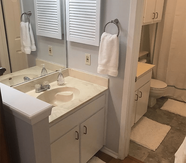 Additional sink and vanity in master bedroom