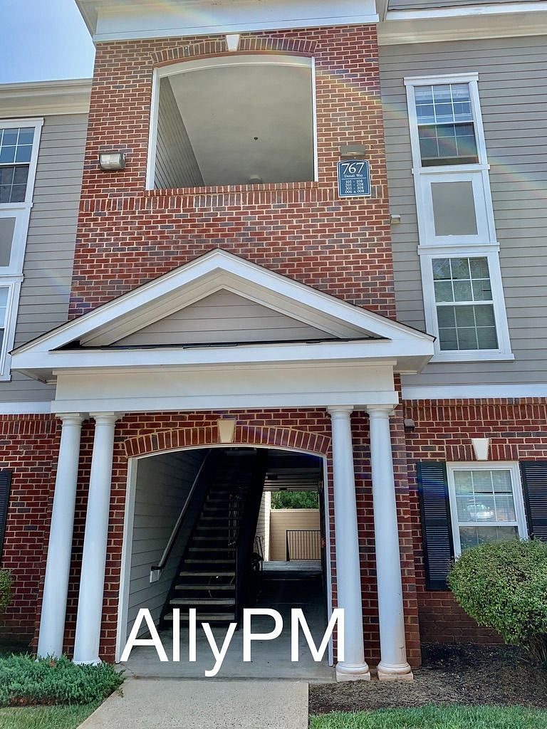 Furnished Finder property 301495_1 photo 15