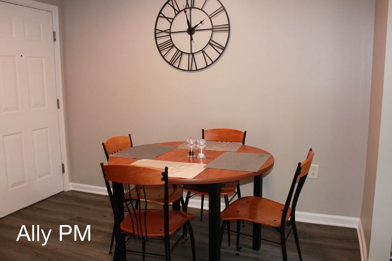 Furnished Finder property 301495_3 photo 2
