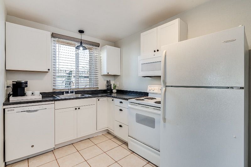 Furnished Finder property 301535_3 photo 8