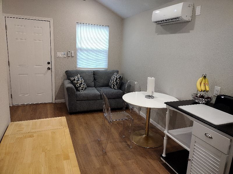 Furnished Finder property 301543_1 photo 4