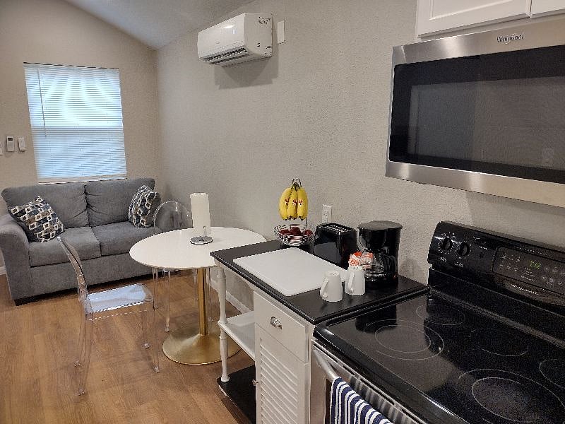 Furnished Finder property 301543_1 photo 11
