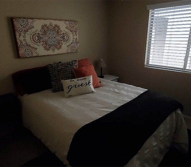 Guest Bedroom 1
