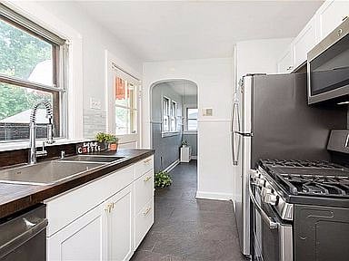 Furnished Finder property 301779_1 photo 4