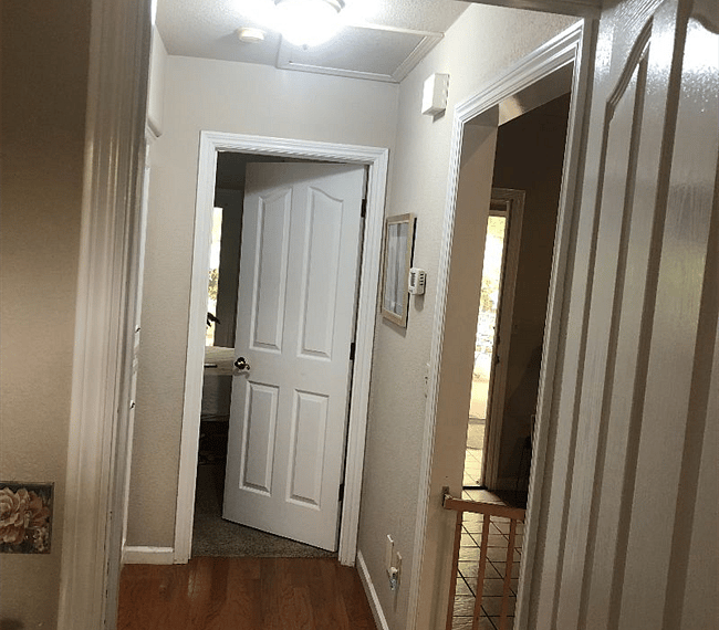 Furnished Finder property 301849_1 photo 11