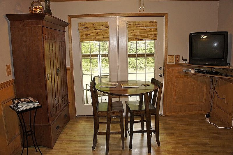 Furnished Finder property 301894_1 photo 9