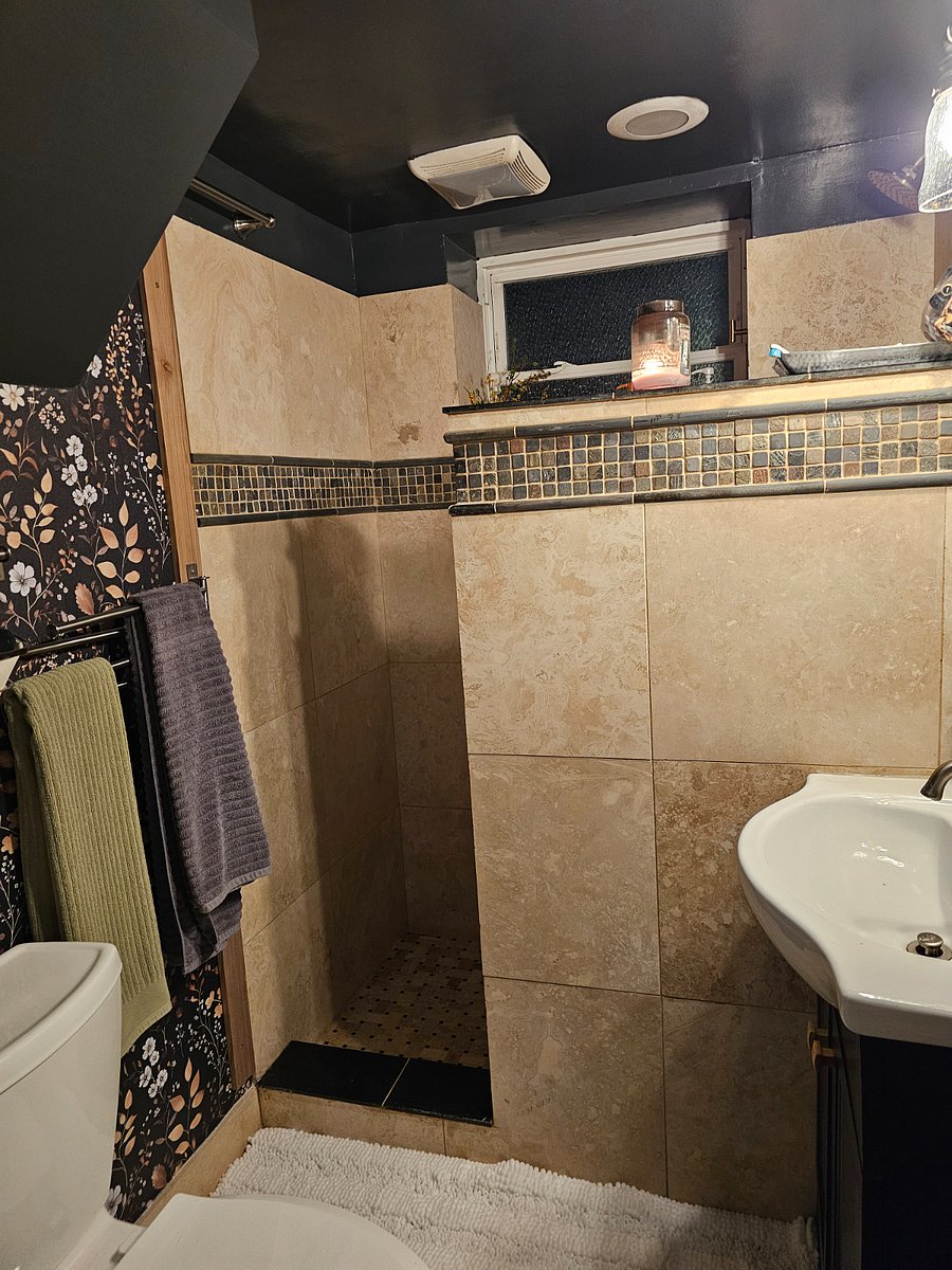 Furnished Finder property 302074_1 photo 9