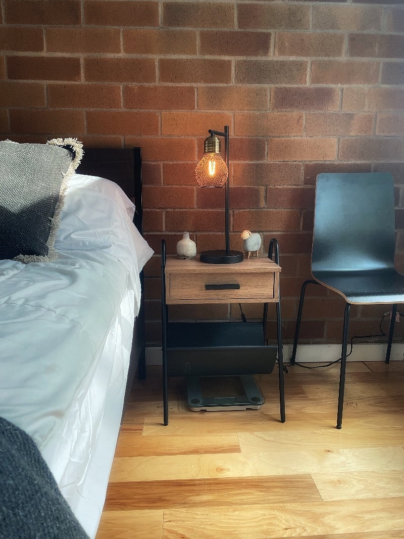 Nightstand detail