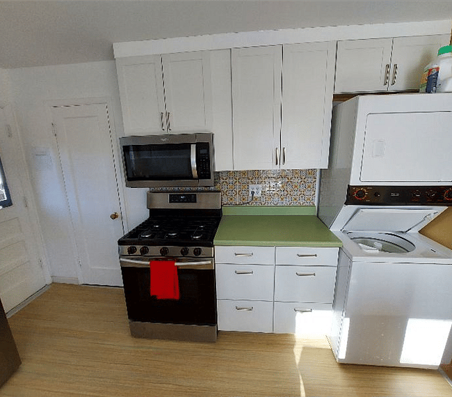 Furnished Finder property 302135_1 photo 12