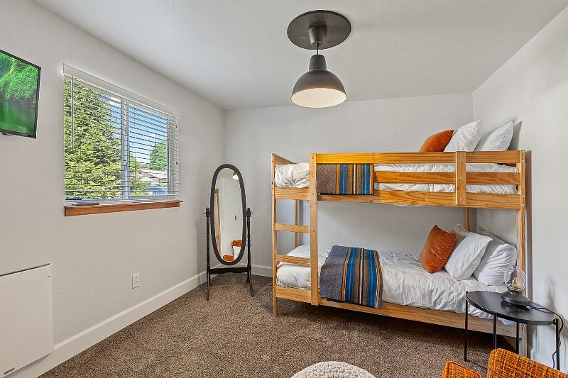 Furnished Finder property 302159_1 photo 6