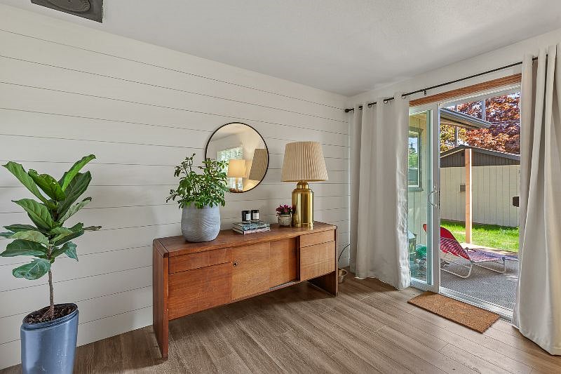 Furnished Finder property 302159_1 photo 10