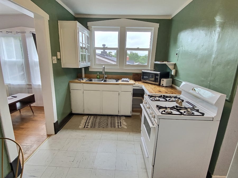 Furnished Finder property 302279_3 photo 5