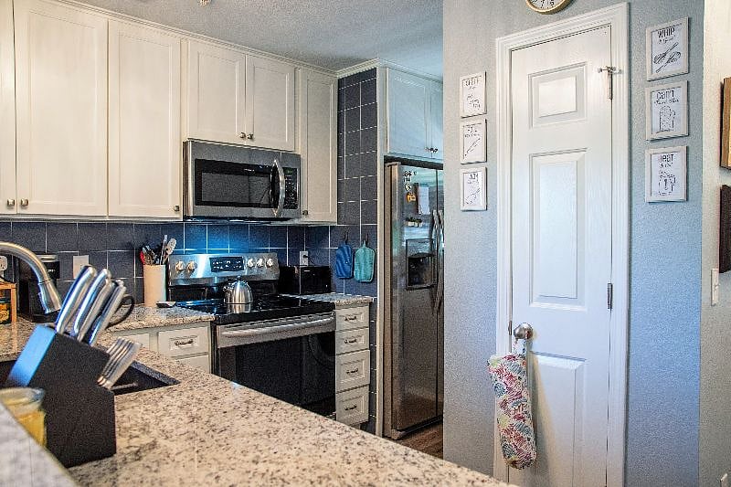 Furnished Finder property 302304_1 photo 6