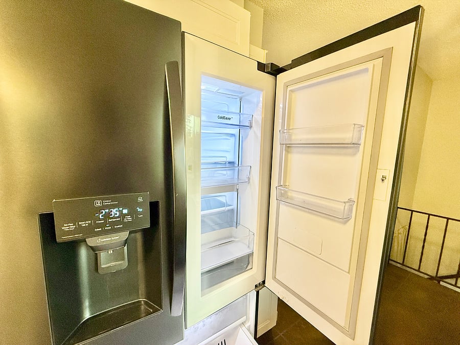Beautiful kitchen overlooking the backyard. New appliances, extra-large sink, tri-level dishwasher, gas stove, and French door refrigerator with unique with dual access door.
Video walkthrough:
https://youtu.be/KUU2CeFw0Gk?si=IB1Gr6XOI5VLr58Z