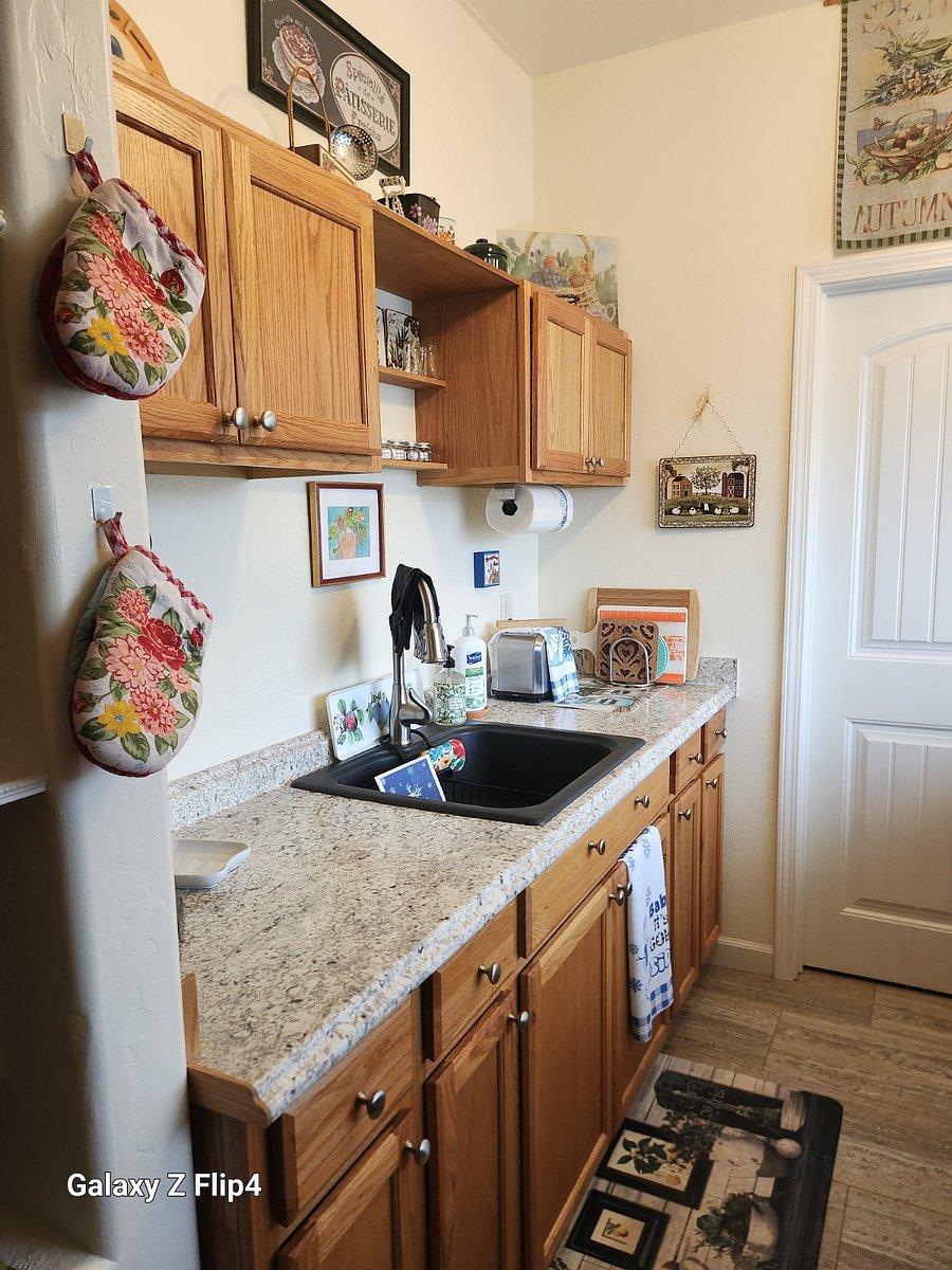 Furnished Finder property 302351_1 photo 13