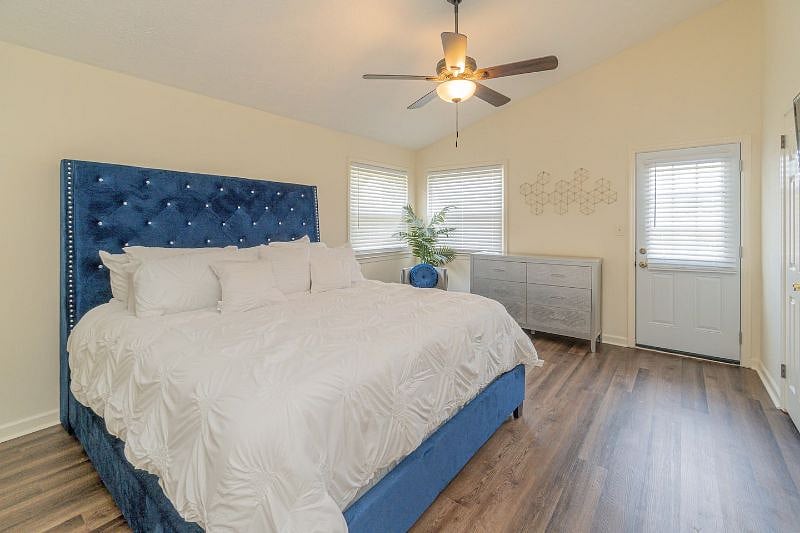 The main bedroom features a very comfortable king size bed