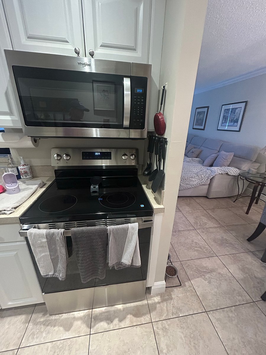 Furnished Finder property 302489_1 photo 18
