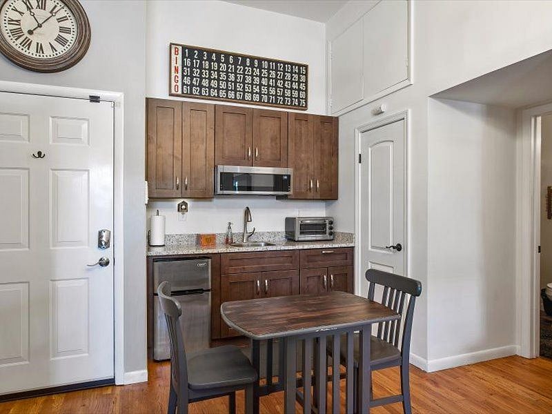 Furnished Finder property 302524_5 photo 7