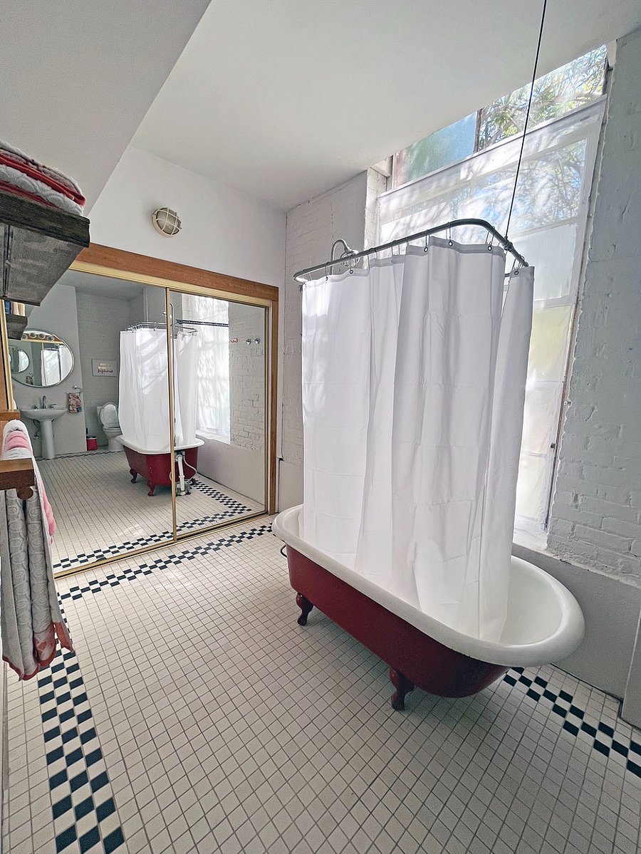 Furnished Finder property 302530_1 photo 18