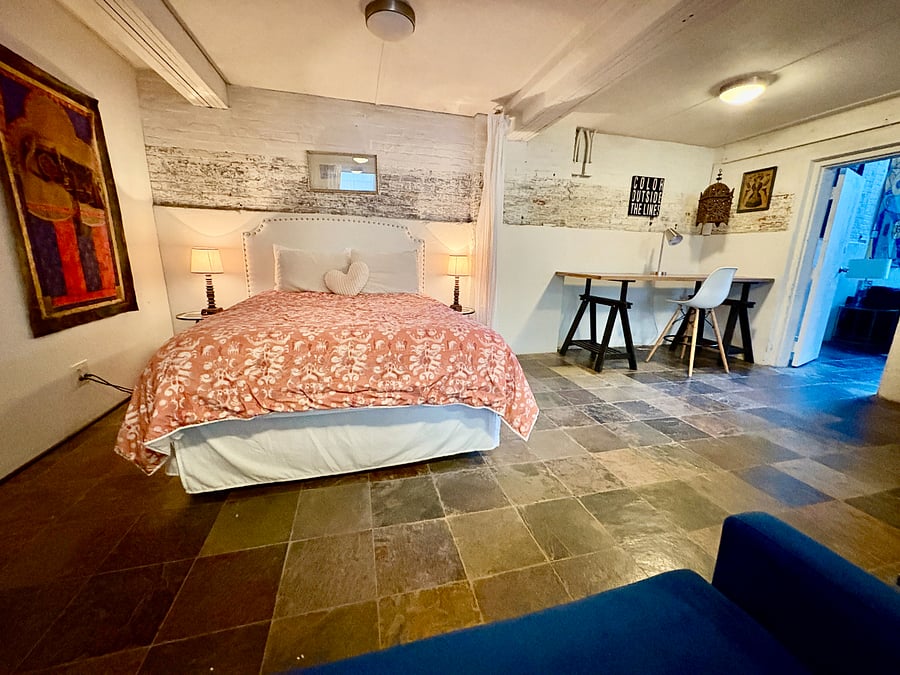 Queen Bedroom