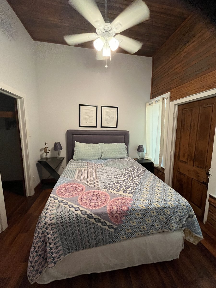 Furnished Finder property 302542_2 photo 3