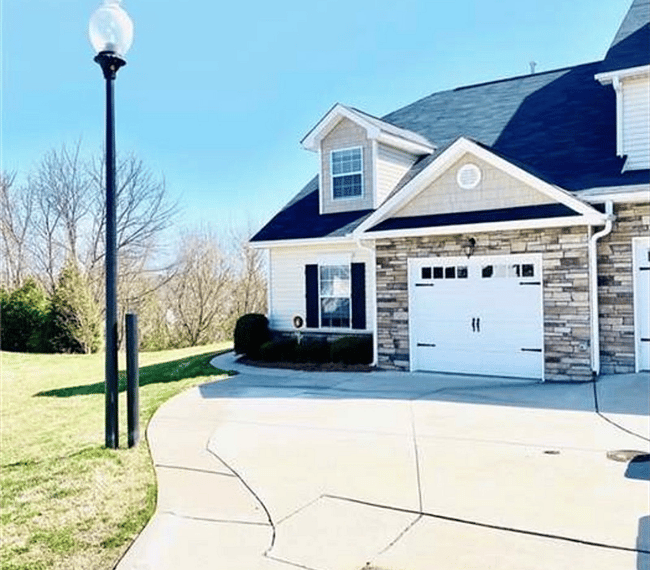 Furnished Finder property 302698_1 photo 17