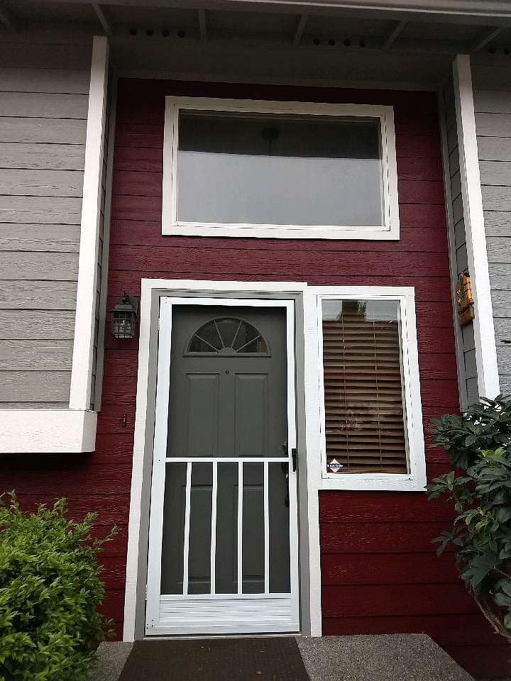 Front Keyless Door & Entry