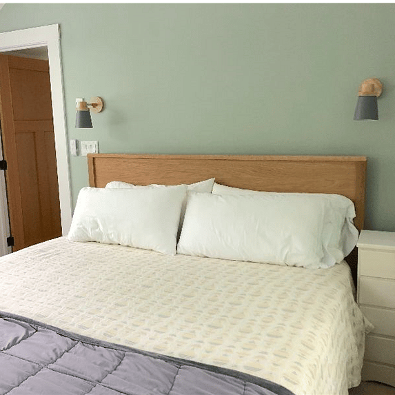 King bed in Master.