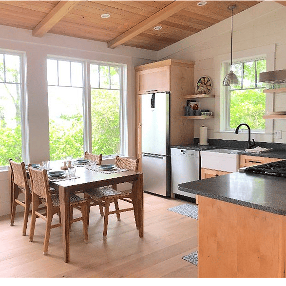 Eat-in kitchen.