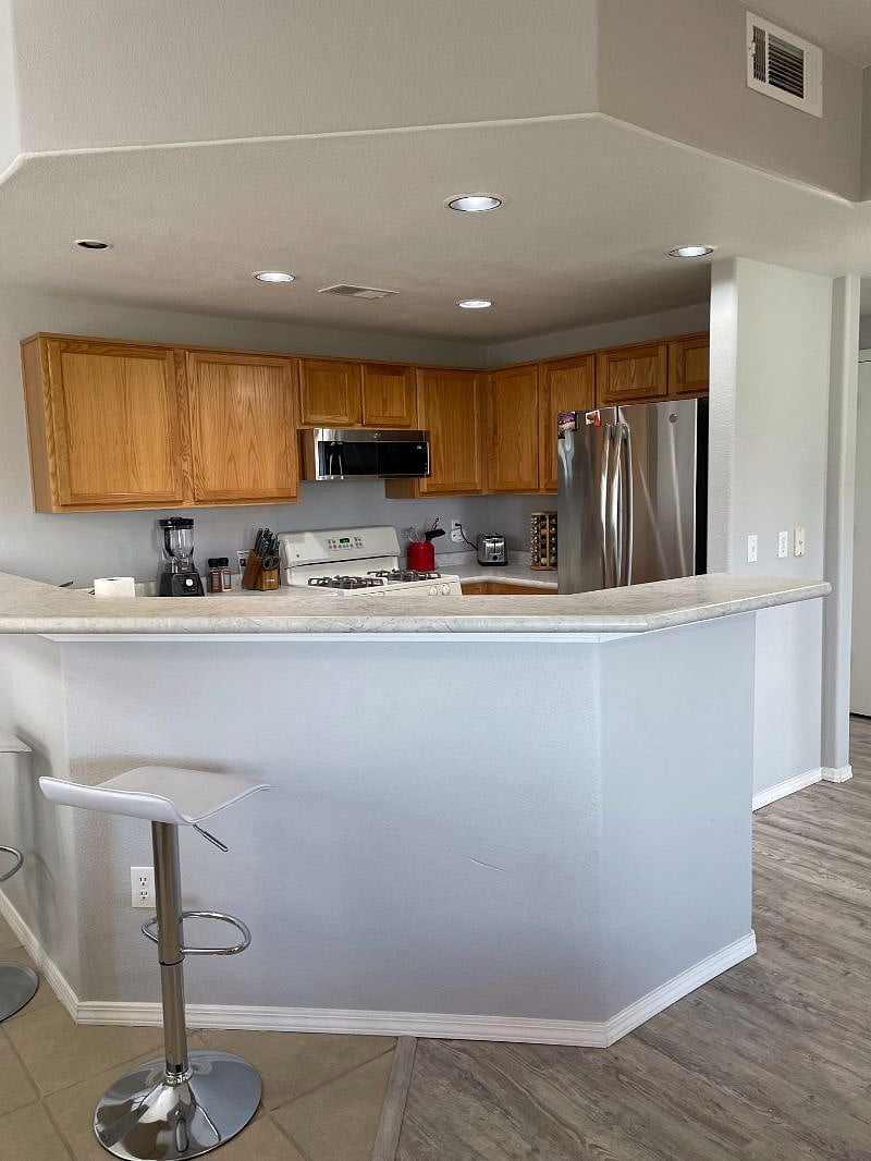 Furnished Finder property 303018_1 photo 6