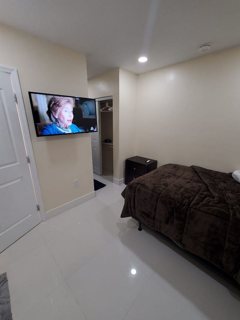 Furnished Finder property 303172_1 photo 4